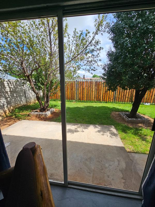 4 Bedroom Property for Sale in Kwaggafontein Free State